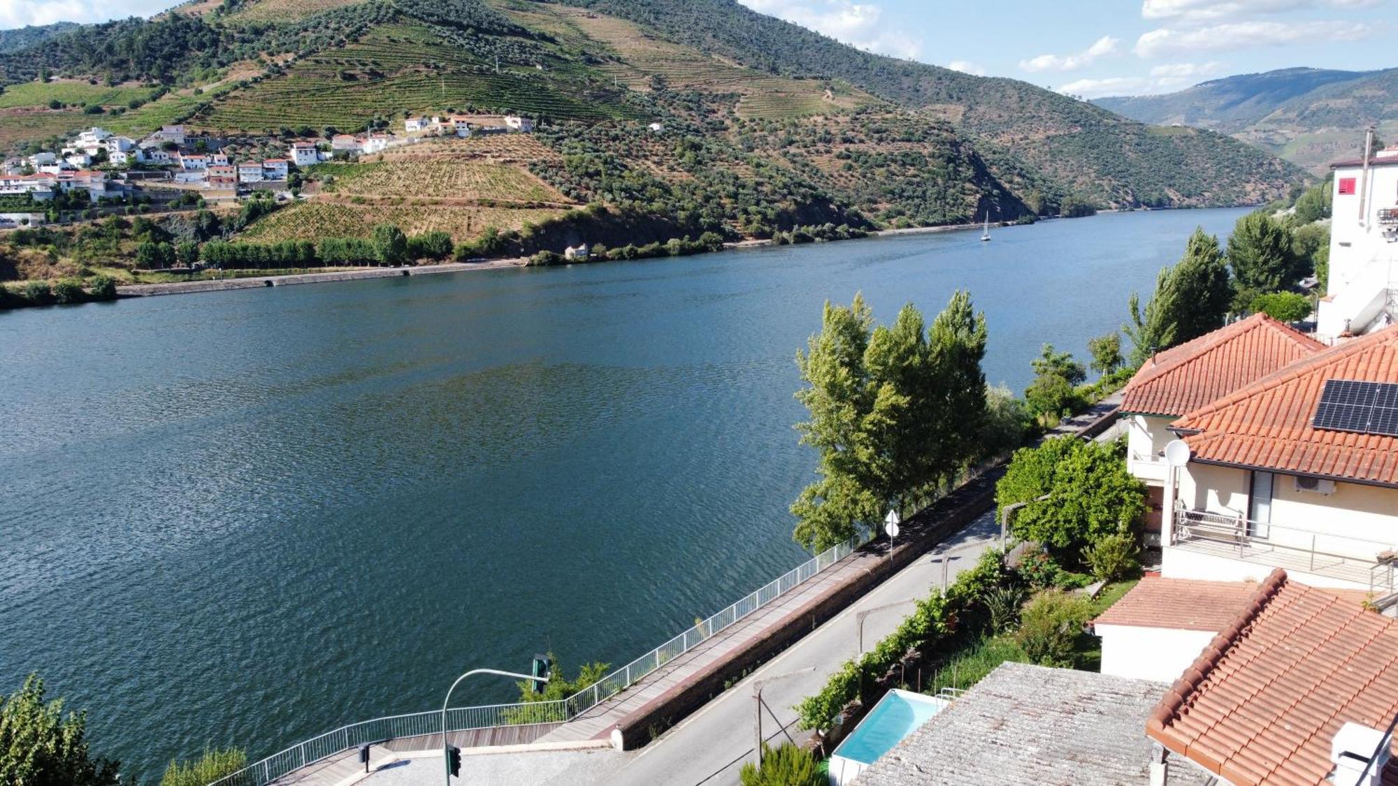 Vivenda A Beira Rio Villa Armamar Bagian luar foto